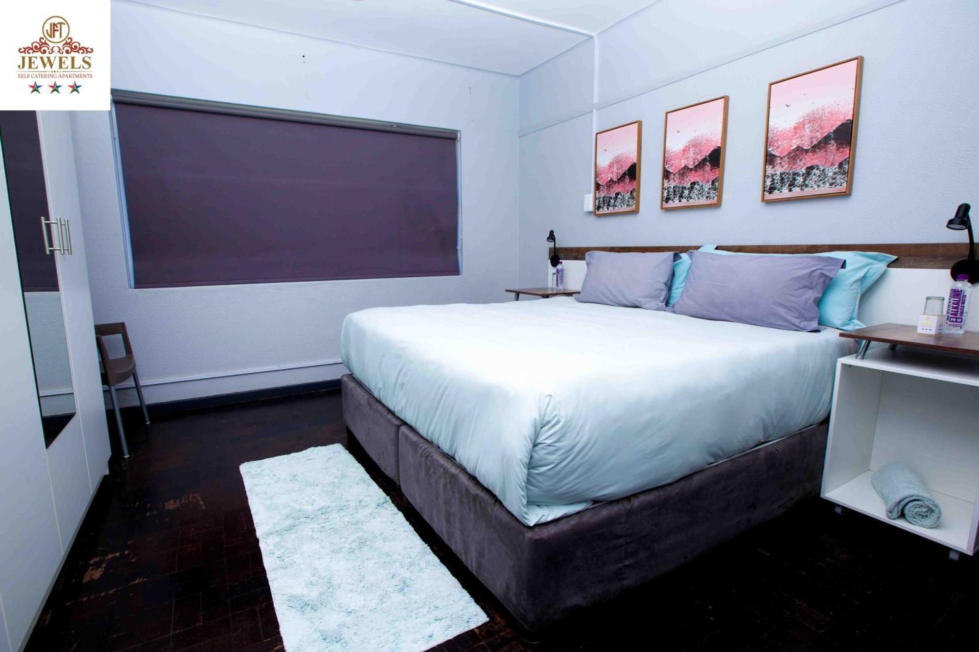 Jft Self Catering Units Bed & Breakfast East London Exterior photo